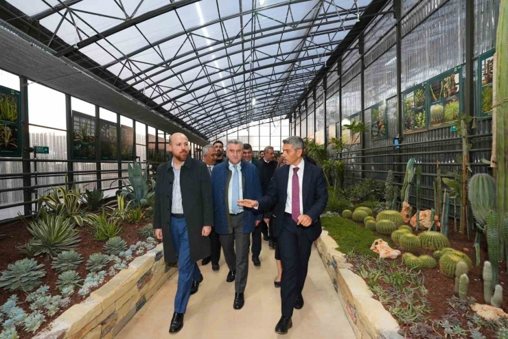 Bak İle Erdoğan, D.t. Şehitkamil Sahnesi Ve Agro Park’ı İnceledi