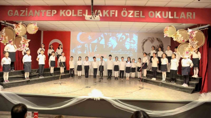 Gaziantep Kolej Vakfı Öğrencileri Öğretmenlerini Unutmadı