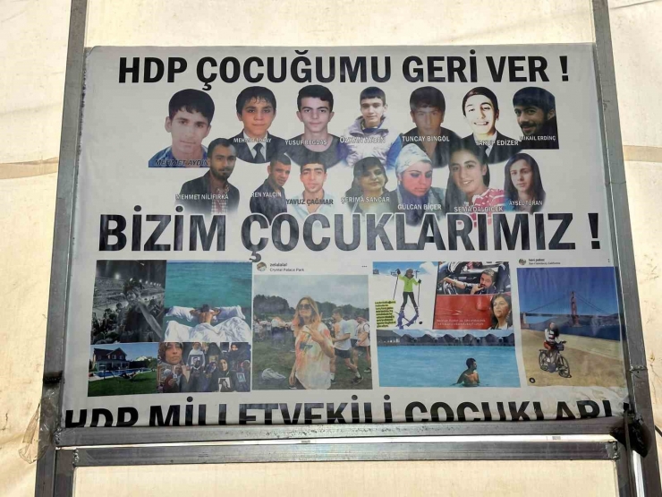 Diyarbakır Anneleri 1546 Gündür Çocuklarının Yolunu Gözlüyor