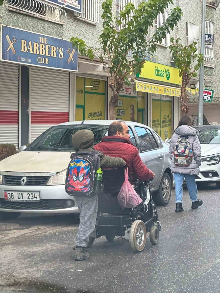 Diyarbakır’dan Yürekleri Isıtan Görüntü