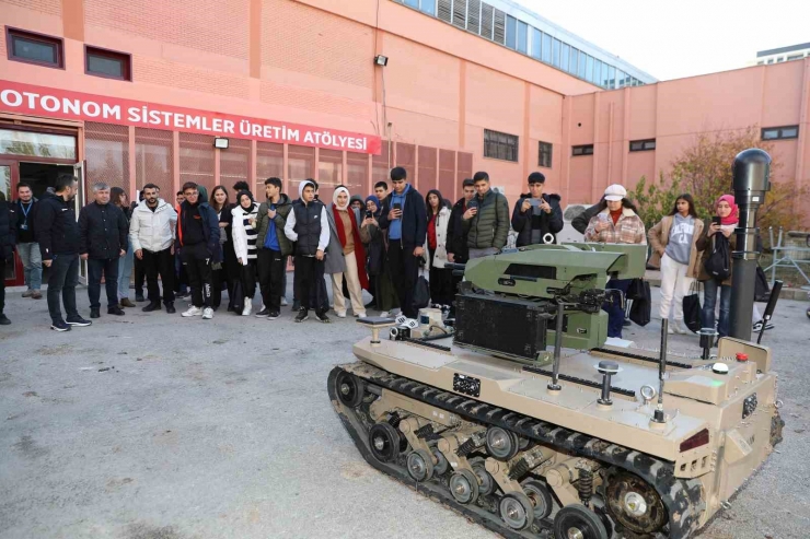 Haliliye Belediyesi Gençleri Bilim Ve Teknolojiyle Tanıştırıyor