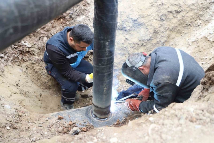 Yenişehir Üçkuyu Mahallesine Yeni İçme Suyu Şebekesi