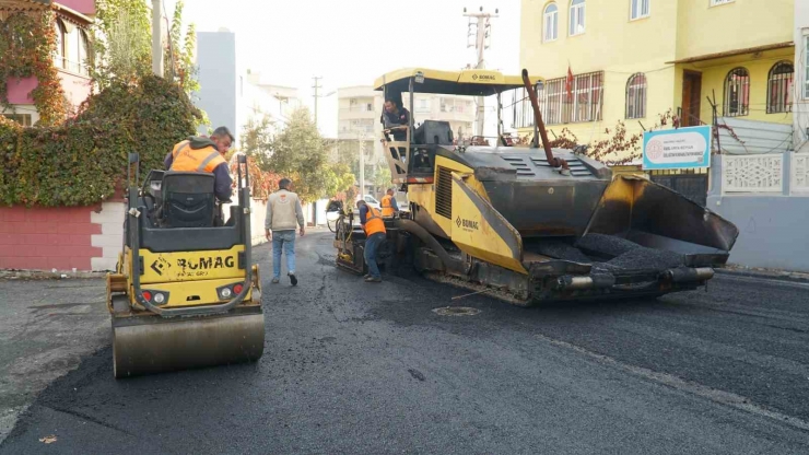 Haliliye’de Asfalt Atağı Sürüyor