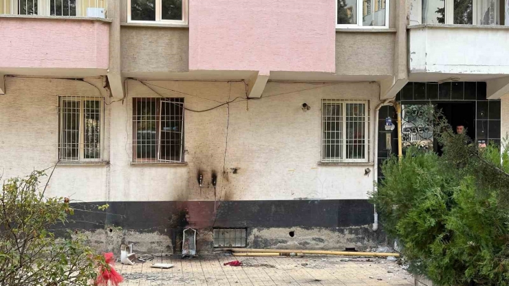 Gaziantep’te Ağır Hasarlı Binada Doğalgaz Patlaması