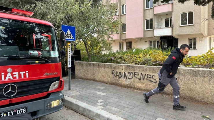 Gaziantep’te Ağır Hasarlı Binada Doğalgaz Patlaması