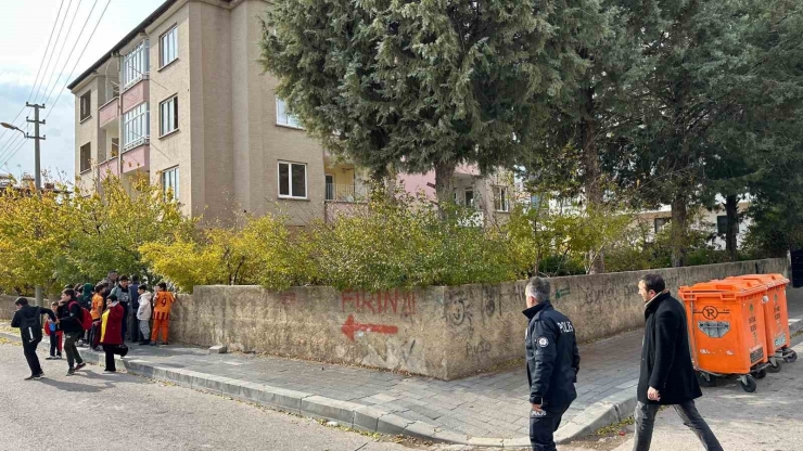 Gaziantep’te Ağır Hasarlı Binada Doğalgaz Patlaması