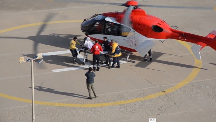 Şırnaklı Hasta Ambulans Helikopter İle Şanlıurfa’ya Getirildi