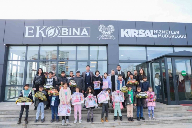 Yenişehir Kaymakamı, Yetim Çocukları Nev Bahçe’de Ağırladı