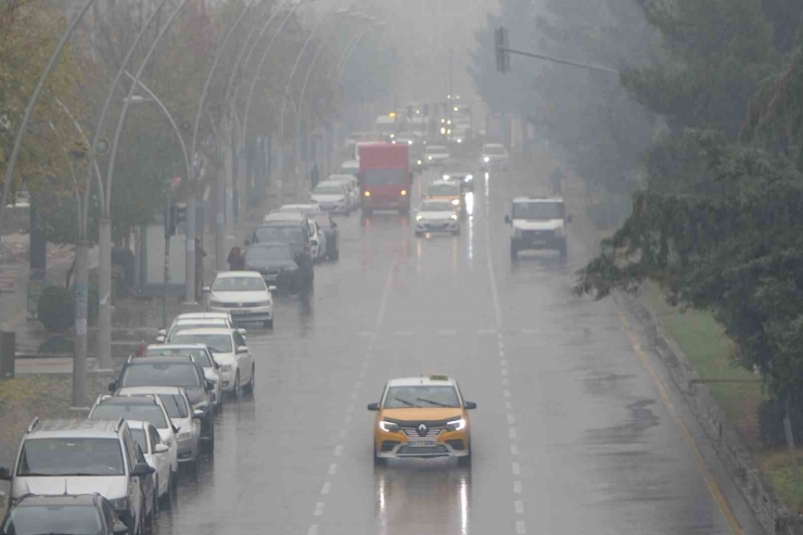 Meteoroloji Dün Uyardı: Diyarbakır’da Sağanak Etkili Olmaya Başladı