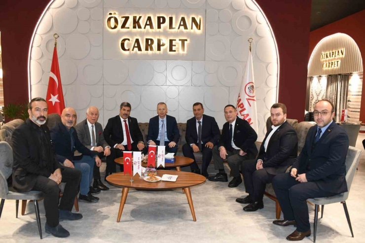 Ticaret Bakan Yardımcısı Volkan Ağar Halı Fuarını Ziyaret Etti