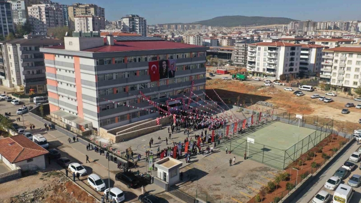 Fadıloğlu’na “teşekkür Plaketi”