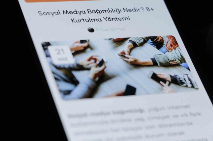 Sosyal Medyanın Kaygı, Depresyon Ve Yalnızlık Gibi Sorunların Bulguları Çıktı