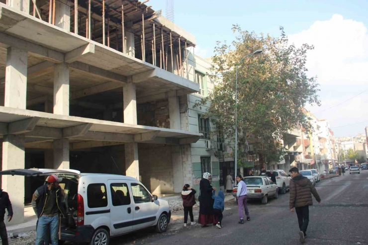 Şanlıurfa’da Hırsızlar Aile Sağlığı Merkezine Dadandı