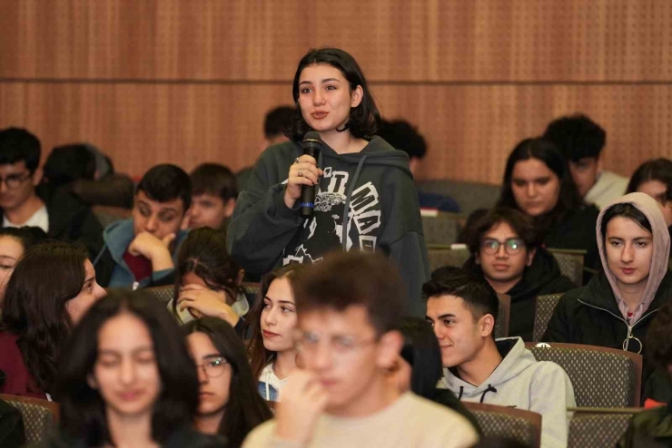 Fadıloğlu: “tüm Başarılarda Büyük Bir Emek Ve Çaba Var”