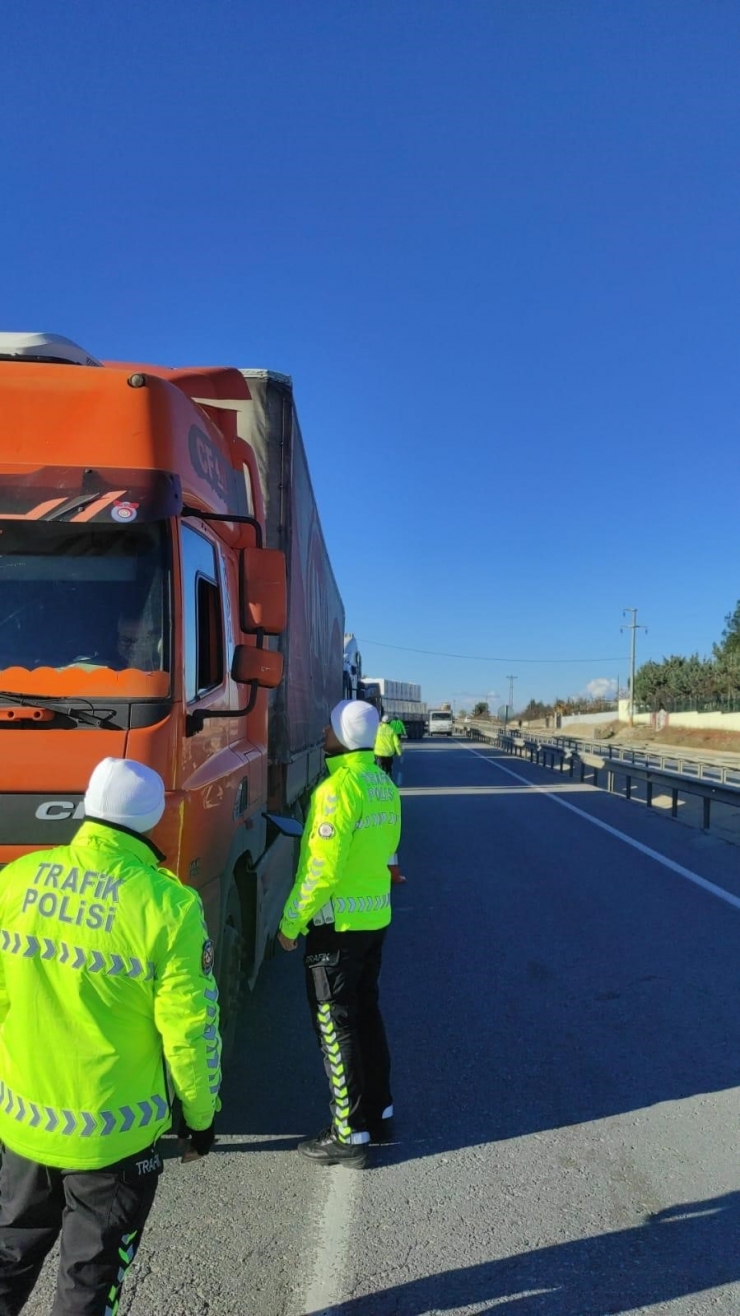 Gaziantep’te Kış Tedbirlerine Uymayan Sürücülere 83 Bin Lira Ceza