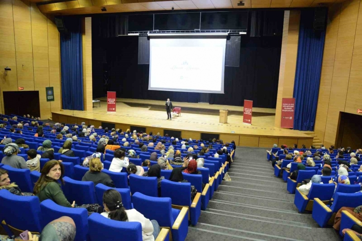 Diyarbakır’da “terapistin Mevlana Olsaydı” Söyleşisi Gerçekleşti