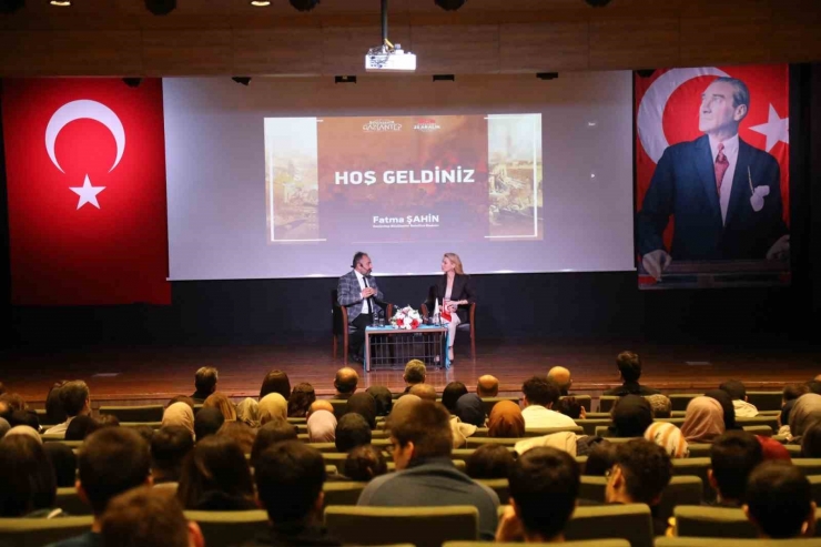 Büyükşehir’den “üç Aferin Antep Savunması” Adlı Söyleşi