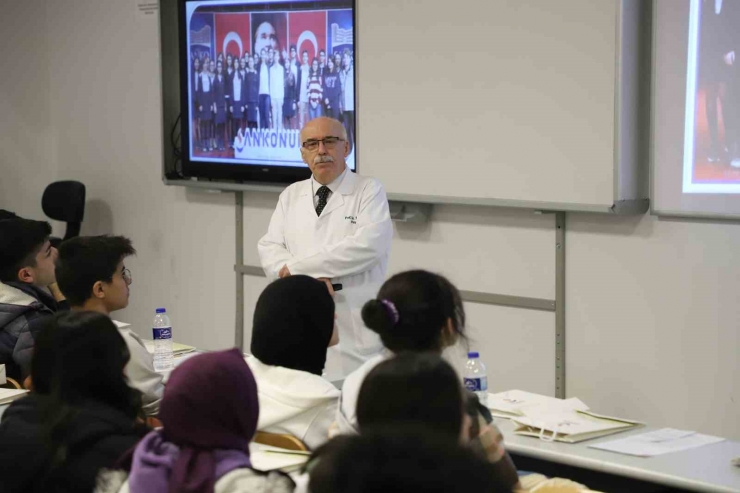 Abdulkadir Konukoğlu Fen Lisesi Öğrencileri Bilgilendirildi