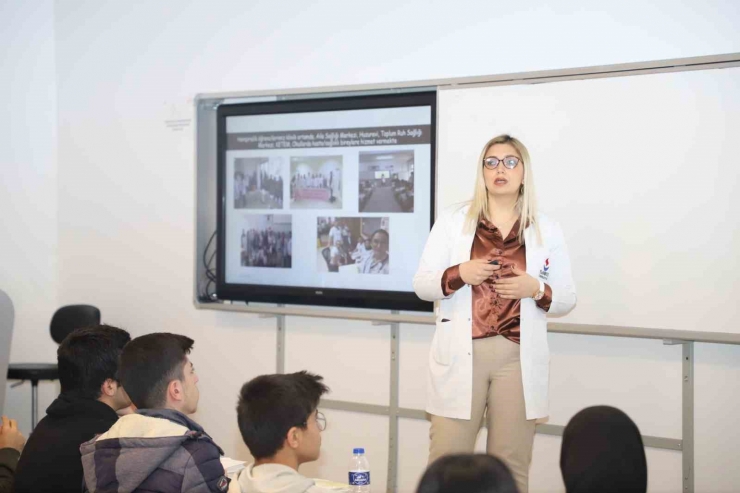 Abdulkadir Konukoğlu Fen Lisesi Öğrencileri Bilgilendirildi