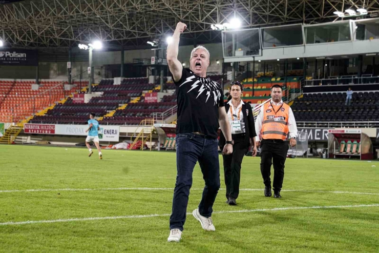 Gaziantep Fk Ligin İlk Yarısına Kötü Başladı, İyi Bitirdi