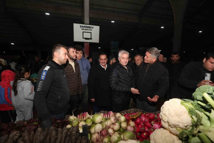 Tahmazoğlu’ndan Fahiş Fiyatla Satış Yapan Pazarcıya Sert Tepki