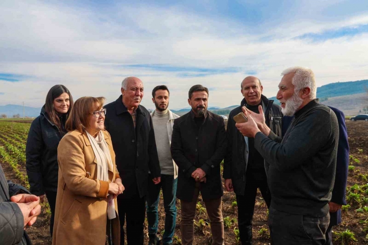 Nurdağlı Çiftçilerden Başkan Şahin’e Tarımsal Destekler İçin Teşekkür
