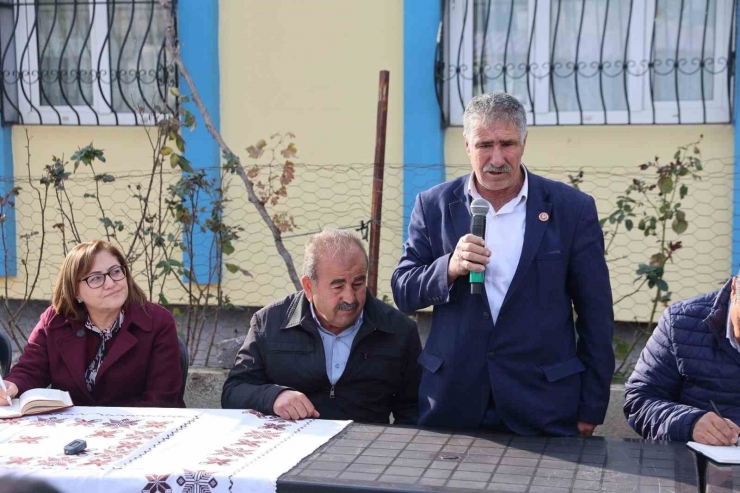 Muhtarlar Kırsalda Yapılan Asfalt Yollar İçin Şahin’e Teşekkür Etti