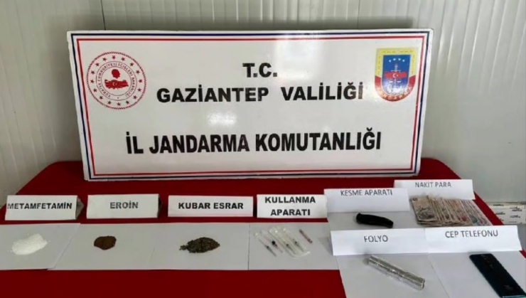 Jandarmadan Kaçakçılık Ve Uyuşturucu Operasyonu: 22 Tutuklama