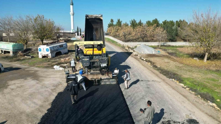 Bostancı Grup Yoluna Sıcak Asfalt Döküldü