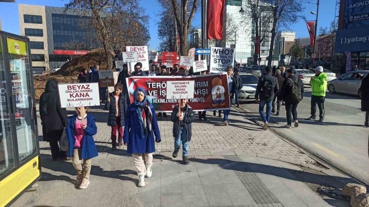 Hekimler Ve Sağlık Çalışanlarından İsrail Zulmüne Karşı Eylem