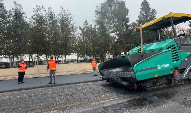 Büyükşehir’den Sıcak Asfalt Çalışması