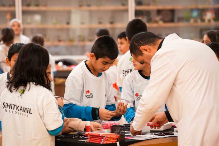 Bilim Şehitkamil’de, “alper Gezeravcı” Heyecanı Ve Gururu Yaşandı