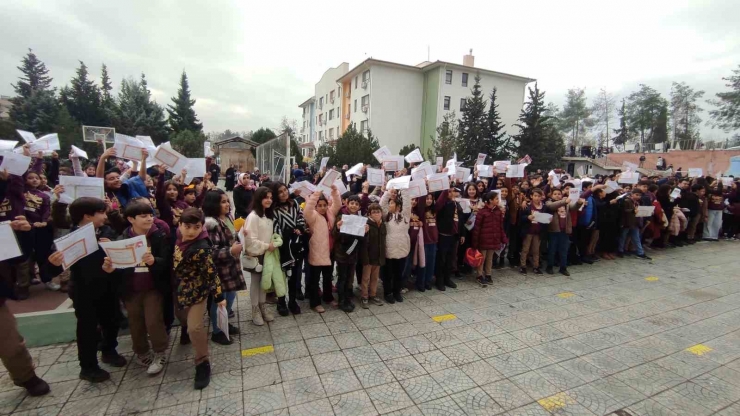 Şanlıurfa’da 747 Bin Öğrenci Karne Heyecanı Yaşadı