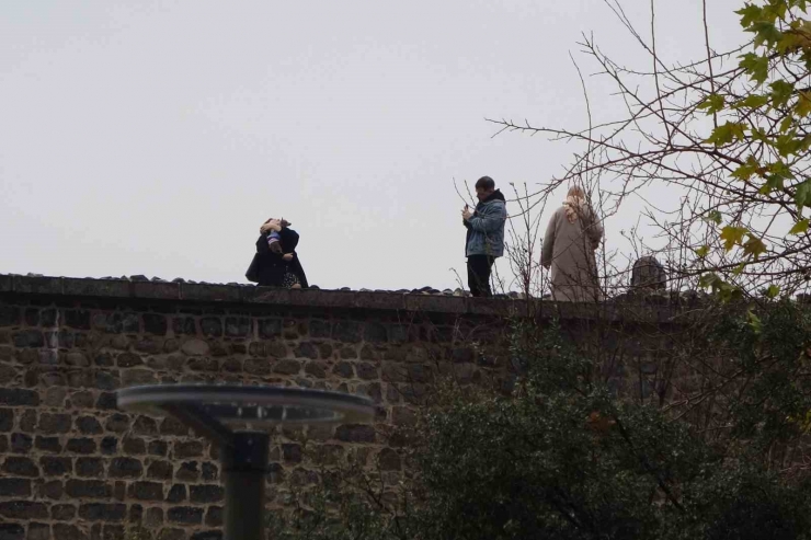 Diyarbakır’ın Tarihi Surlarında ’fotoğraf’ Tehlikesi