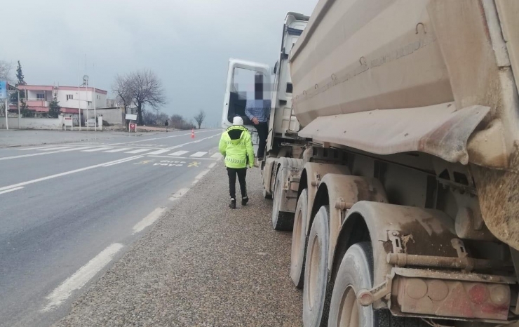 Gaziantep’te Kış Tedbirlerine Uymayan Sürücülere 144 Bin Tl Ceza