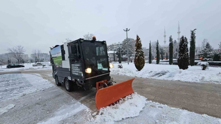 Battalgazi Belediyesi’nin Karla Mücadele Çalışması Başladı