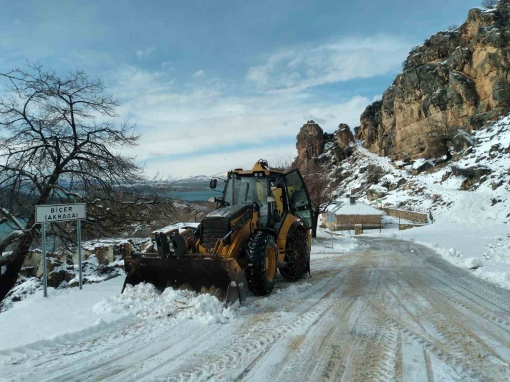 Diyarbakır’da Kardan Kapanan 474 Kilometre Yol Ulaşıma Açıldı