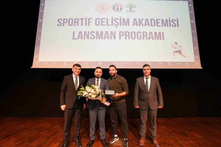 Sportif Eğitim Akademisi İlk Dersini Gerçekleştirdi