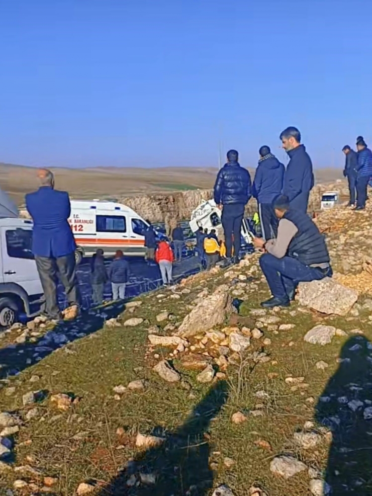 Gaziantep’te Seyir Halindeki Gıda Yüklü Tır Devrildi