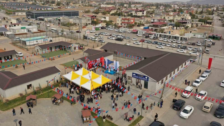 Gaziantep Büyükşehir, Depremler Sonrası Çalışmalarını Aralıksız Sürdürüyor