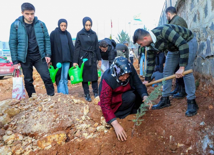 Gaün’de 6 Şubat Anma Etkinliği