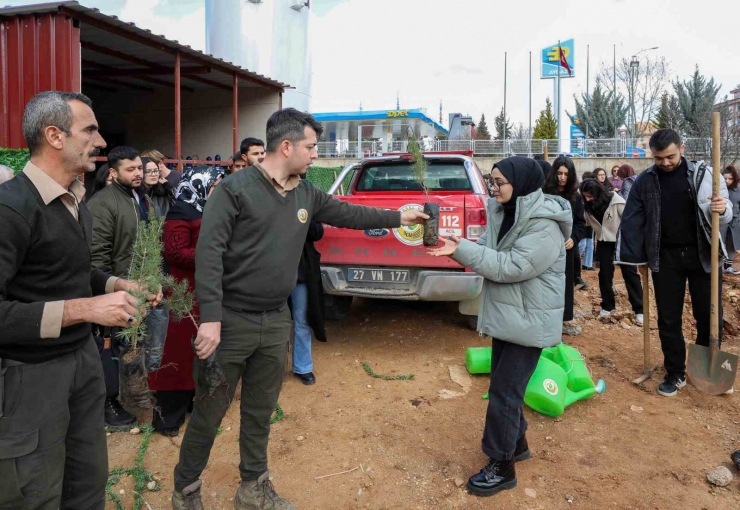 Gaün’de 6 Şubat Anma Etkinliği