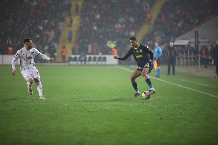 Ziraat Türkiye Kupası: Gaziantep Fk: 0 - Fenerbahçe: 1 (maç Devam Ediyor)