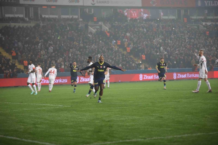 Ziraat Türkiye Kupası: Gaziantep Fk: 0 - Fenerbahçe: 1 (maç Devam Ediyor)