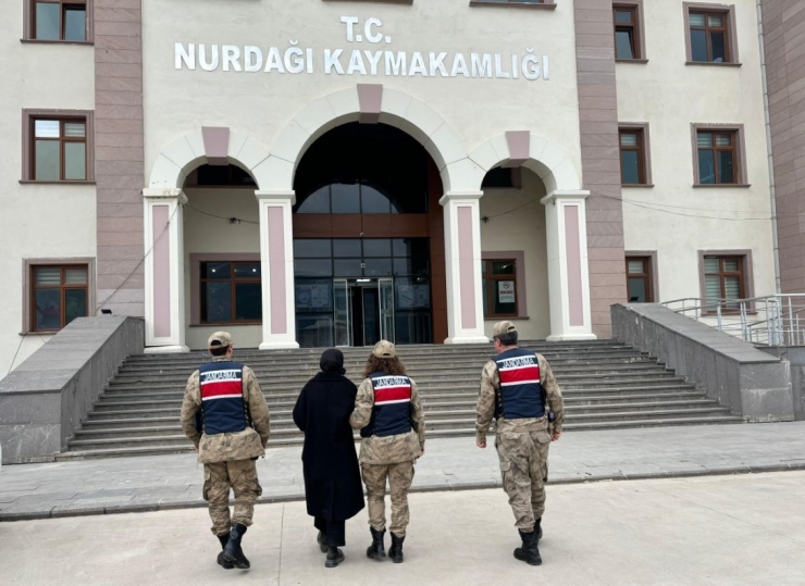 Gaziantep’te Yolcu Otobüsünde 2 Kilo Uyuşturucu Bulundu