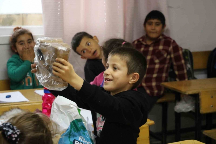 Doğa Koleji Öğrencileri “bu Kış Beni Sen Giydir” Projesiyle Örnek Oldu