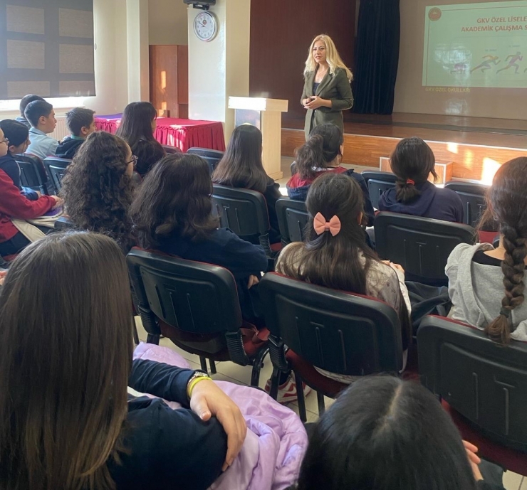 ’lisede Bir Gün’ Etkinliğiyle Gkv Özel Liseleri Tanıtıldı