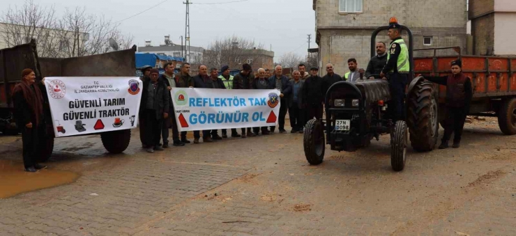 Traktör Sürücülerine Jandarmadan Güvenli Tarım Eğitimi