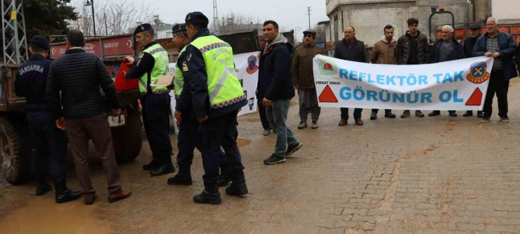 Traktör Sürücülerine Jandarmadan Güvenli Tarım Eğitimi