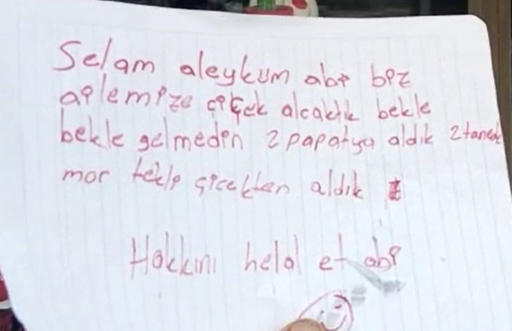 Çocuklar Çiçekçiden Aldığı Papatya İçin Helallik İsteyerek Not Bıraktı